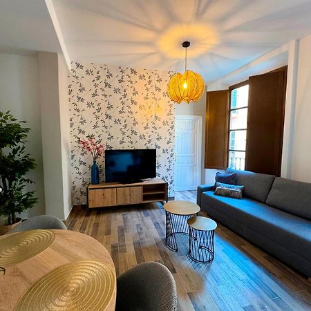 Apartamentos Plaza San Agustin 3000 グラナダ エクステリア 写真
