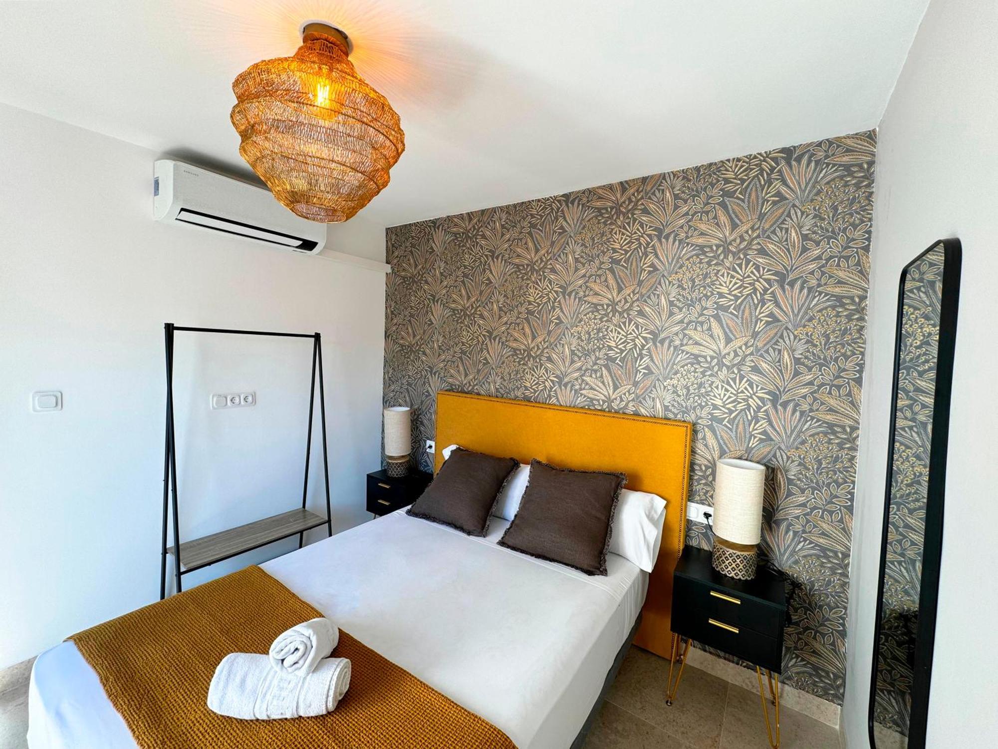 Apartamentos Plaza San Agustin 3000 グラナダ エクステリア 写真