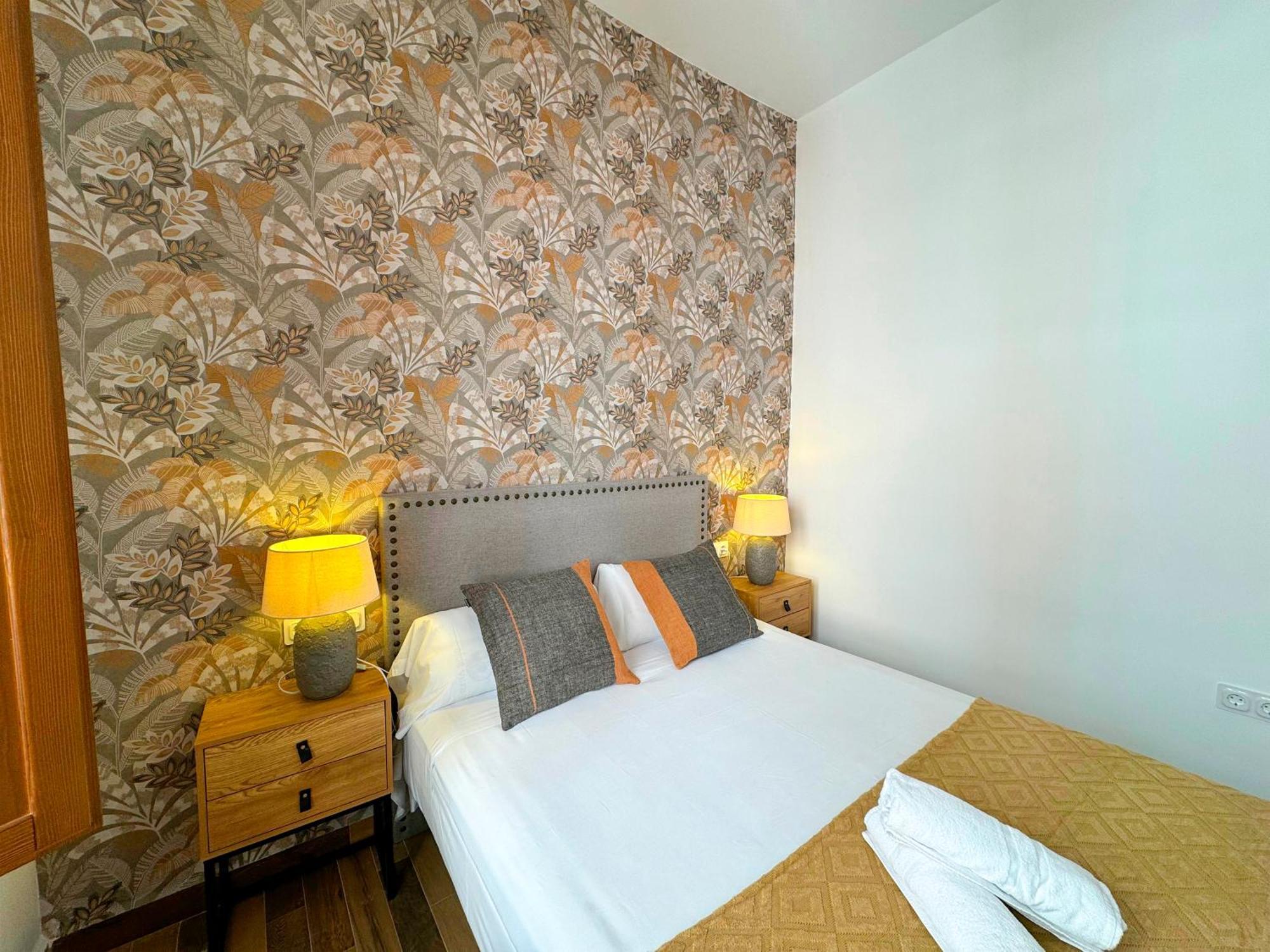 Apartamentos Plaza San Agustin 3000 グラナダ エクステリア 写真