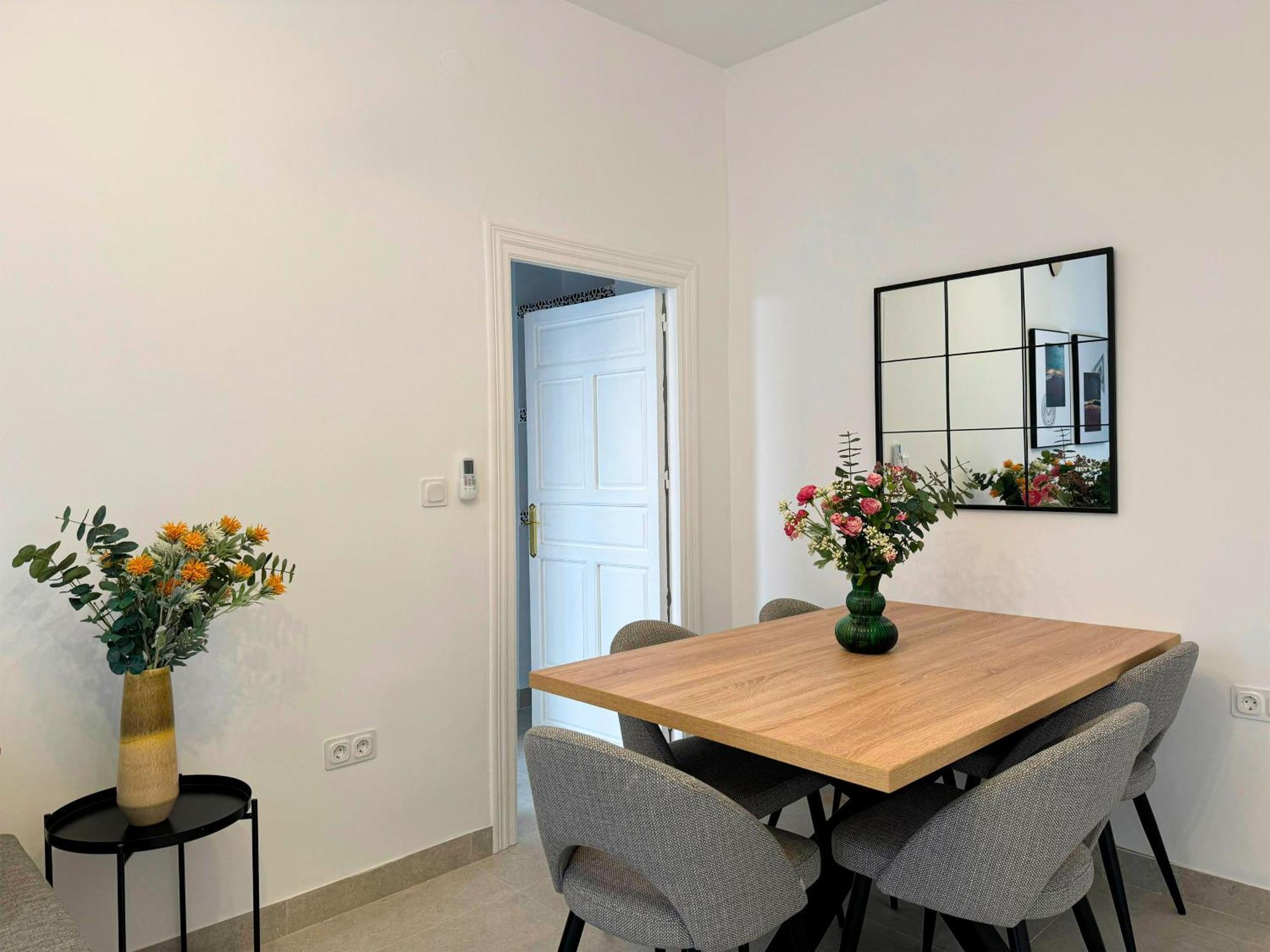 Apartamentos Plaza San Agustin 3000 グラナダ エクステリア 写真